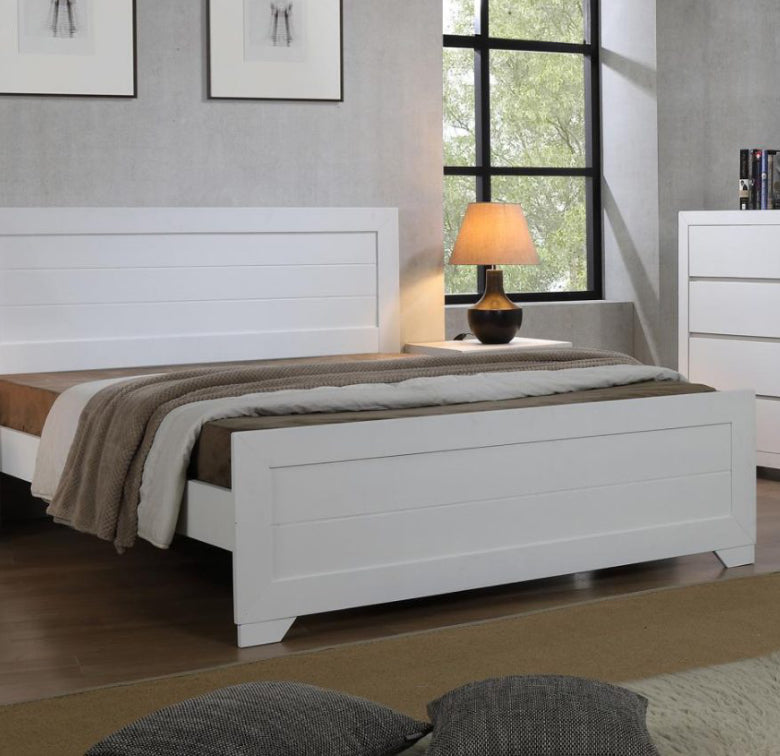 Zircon 4 Foot Bed White