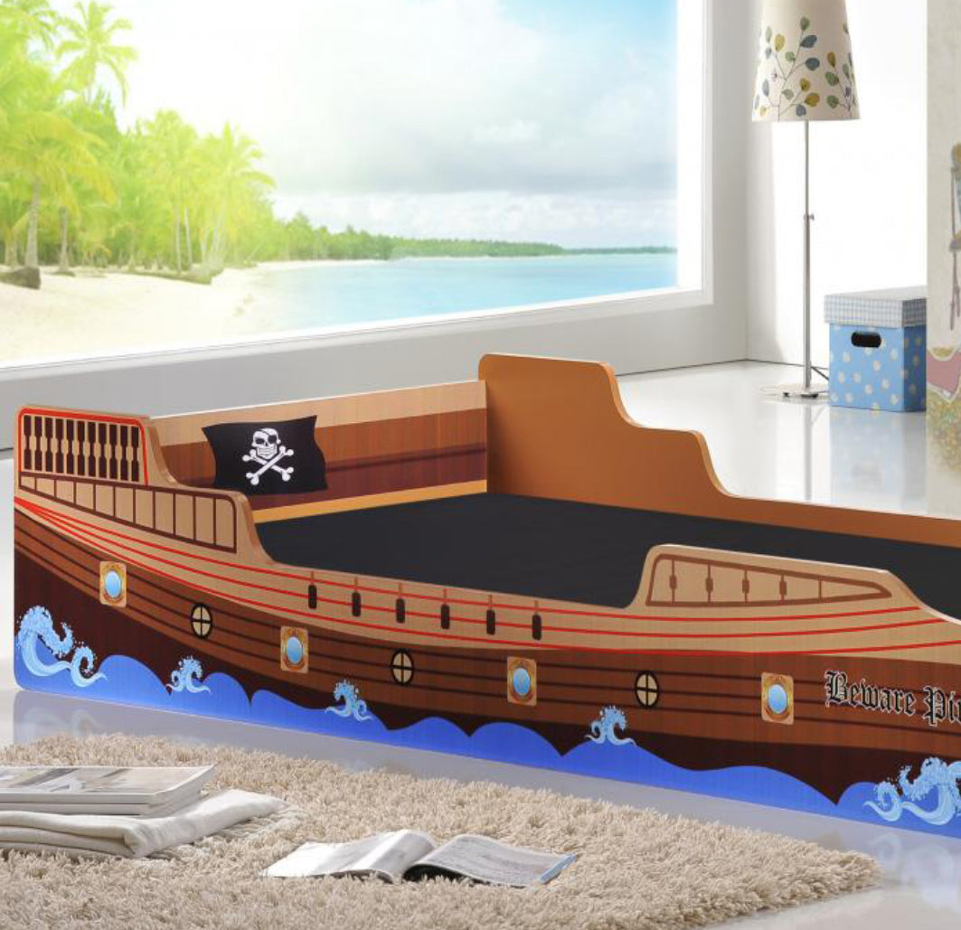 Caribbean Pirate Ship Bed Single