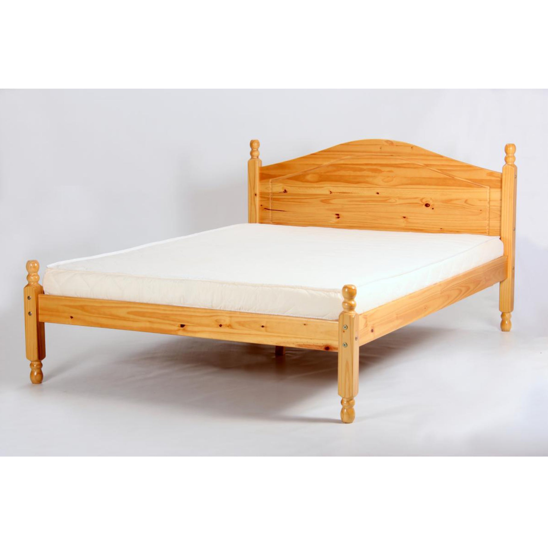 Veresi Pine Bed 4 Foot